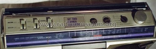 4 Band Stereo Radio Cassette Recorder CS-300Z; Aiwa Co. Ltd.; Tokyo (ID = 1604145) Radio