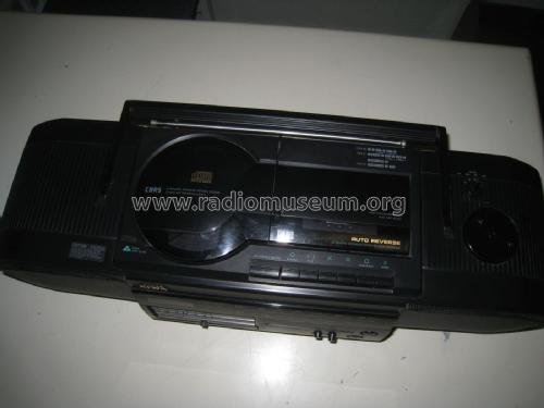 Compact Disc Stereo Radio Cassette Recorder CSD-XR55Z; Aiwa Co. Ltd.; Tokyo (ID = 2114522) Radio