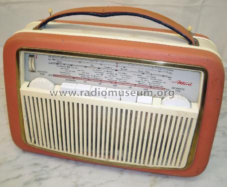 Pinguin U61 de Luxe 511/3100; Akkord-Radio + (ID = 1296641) Radio