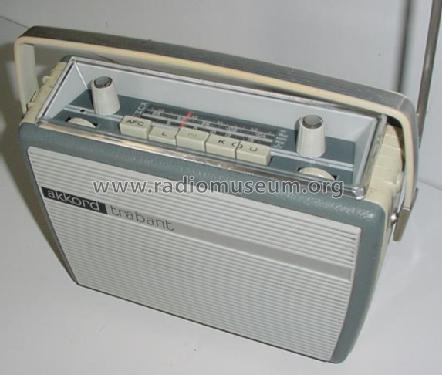 Trabant automatic 745/94790; Akkord-Radio + (ID = 19599) Radio