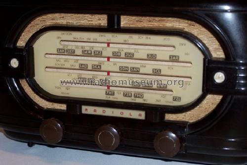 Radiola Champion 4 429MA; Amalgamated Wireless (ID = 1400213) Radio
