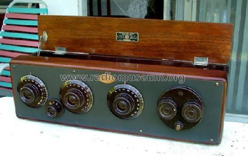 7960 Model 20 Compact; Atwater Kent Mfg. Co (ID = 250231) Radio