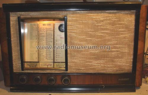 Radiobell 540 ; Bell Telephone Mfg. (ID = 1399874) Radio