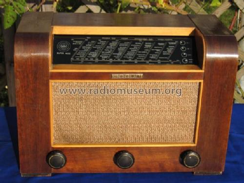 4650W; Braun; Frankfurt (ID = 281939) Radio