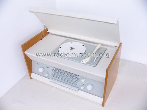 Atelier 1-81 Stereo Ch= RC81D; Braun; Frankfurt (ID = 1587644) Radio