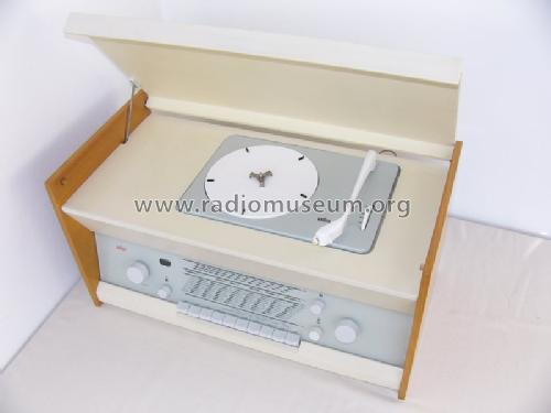 Atelier 1 Ch= RC62; Braun; Frankfurt (ID = 1587640) Radio