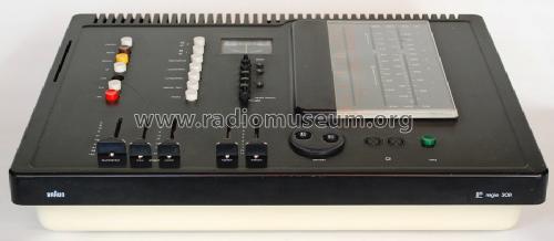 Regie  308; Braun; Frankfurt (ID = 1242630) Radio