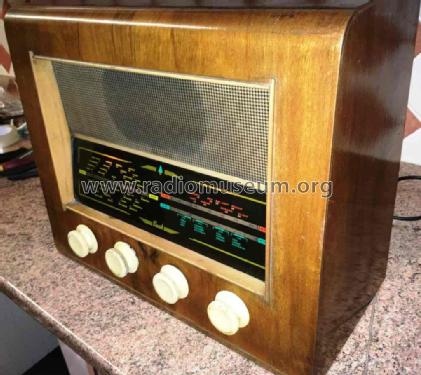 AC41; Bush Radio; London (ID = 2063820) Radio