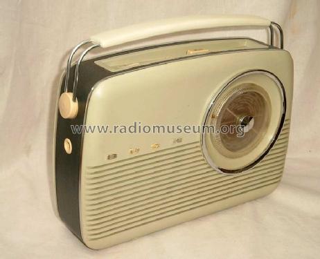 TR82C; Bush Radio; London (ID = 380744) Radio