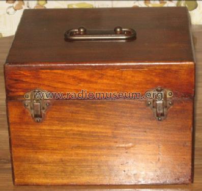 Everyman Radiophone Receiver ; Canadian Independent (ID = 1575436) Galène