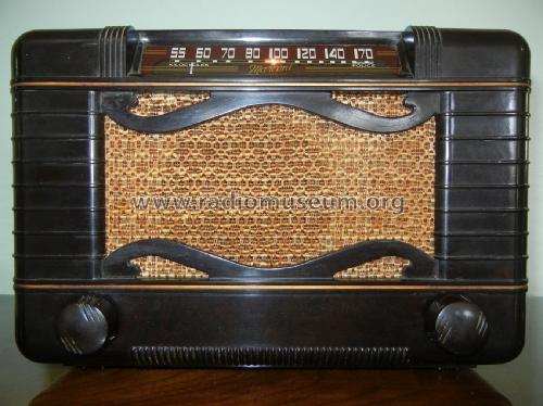 261 ; Canadian Marconi Co. (ID = 2527608) Radio
