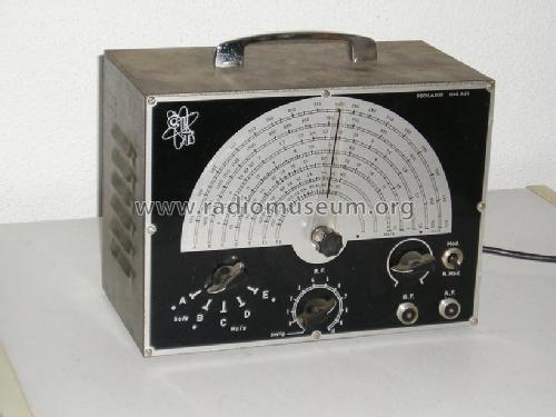 Oscilador Mod. K24 Gerador de RF Modelo GS1; CIT - Centro de (ID = 241373) Equipment