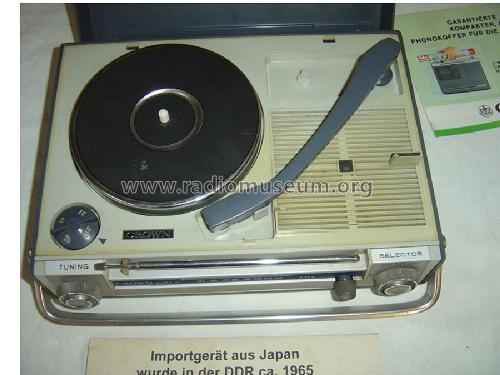 Radio Phonograph TRP-104F; Crown Radio Corp.; (ID = 429367) Radio