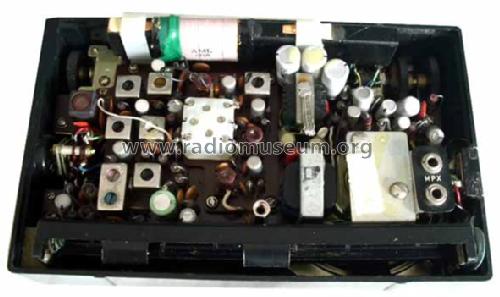 10 Transistor FM/AM 2 Band Radio TRF-1100; Crown Radio Corp.; (ID = 1027483) Radio