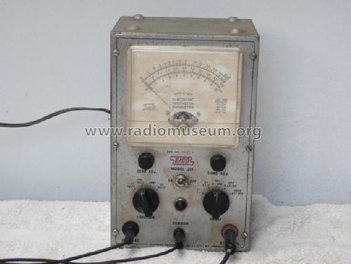Vacuum Tube Voltmeter 221; EICO Electronic (ID = 1664378) Equipment