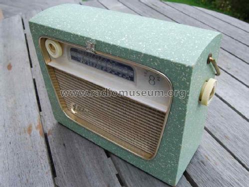 RDM R-50-23; Ultimate-Ekco N.Z. (ID = 818017) Radio