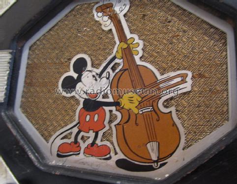 410 'Mickey Mouse' Ch= A-4; Emerson Radio & (ID = 1200416) Radio