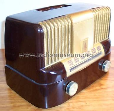 561 Moderne Ch= 120001B; Emerson Radio & (ID = 741730) Radio