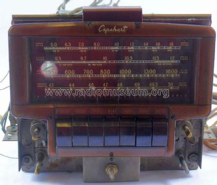 Capehart 111K2 FM Early Georgian ; Farnsworth (ID = 1827095) Radio