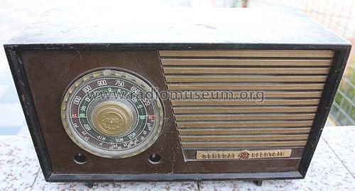 661; General Electric; (ID = 325146) Radio