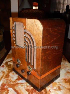 KM-57; General Electric; (ID = 1679857) Radio