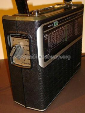 10 Band Portable Radio 7-2971 or 7-2971A; General Electric Co. (ID = 1200736) Radio