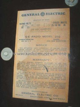 202 ; General Electric Co. (ID = 235317) Radio