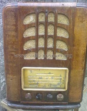 FE82 ; General Electric Co. (ID = 1705159) Radio