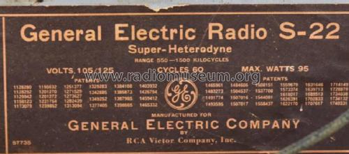 GE Junior S-22; General Electric Co. (ID = 2689119) Radio