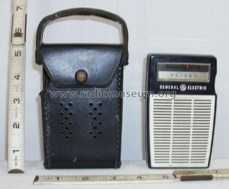 P820A ; General Electric Co. (ID = 2328364) Radio