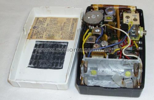 P820A ; General Electric Co. (ID = 2328366) Radio