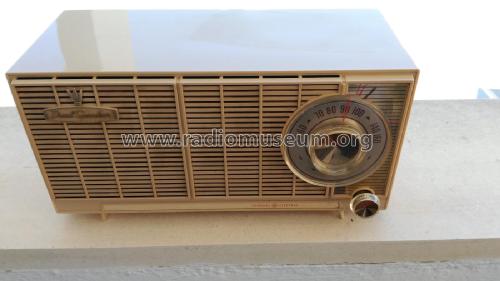 T142A ; General Electric Co. (ID = 2032305) Radio