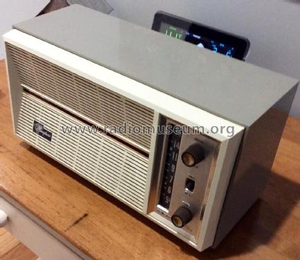 T156A ; General Electric Co. (ID = 2373628) Radio