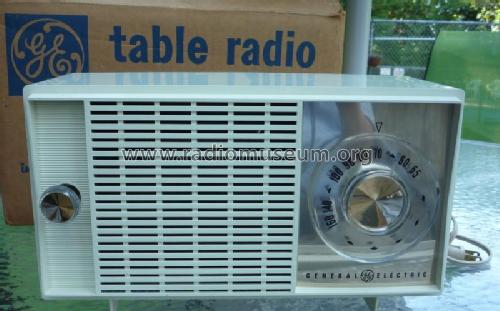 T-127B ; General Electric Co. (ID = 1878471) Radio