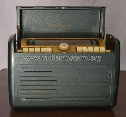 X260 ; General Electric Co. (ID = 2221124) Radio