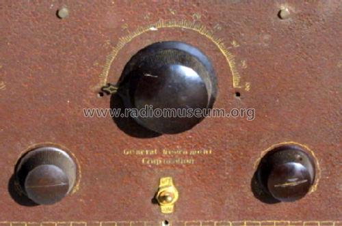 3 dial 6 tube ; General Instrument (ID = 1207989) Radio