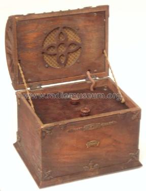 Majestic Treasure Chest 381 Ch= 380; Grigsby-Grunow - (ID = 954342) Radio