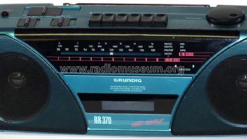 AM-FM Stereo Radio Cassette Recorder RR 370K; Grundig Radio- (ID = 1734693) Radio