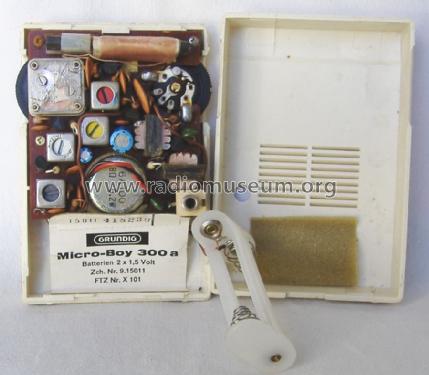 Micro-Boy 300a; Grundig Radio- (ID = 1623394) Radio