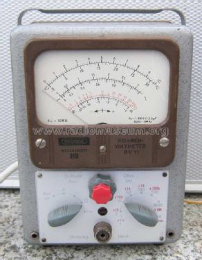 Röhrenvoltmeter RV-11; Grundig Radio- (ID = 2125134) Equipment