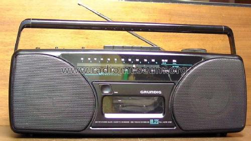 AM - FM Stereo Radio Cassette Recorder RR 375; Grundig Radio- (ID = 1758828) Radio