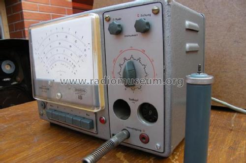 Universal-Röhrenvoltmeter RV2 6062; Grundig Radio- (ID = 1062374) Equipment