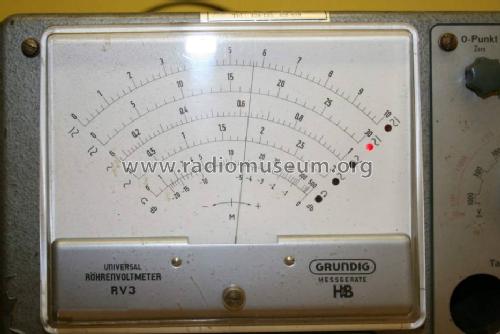 Universal-Röhrenvoltmeter RV3 52; Grundig Radio- (ID = 1704114) Equipment