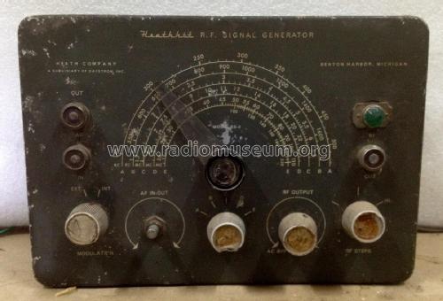 Signal Generator SG-8; Heathkit Brand, (ID = 2607388) Equipment