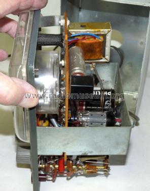 Vacuum tube voltmeter V-7A; Heathkit Brand, (ID = 1904752) Equipment