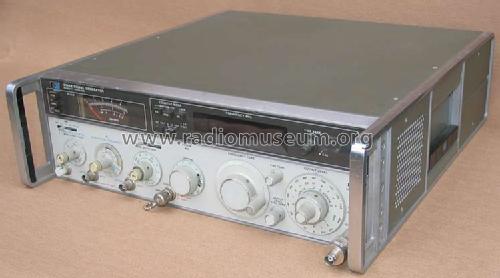 Signal Generator 8640B; Hewlett-Packard, HP; (ID = 381336) Equipment