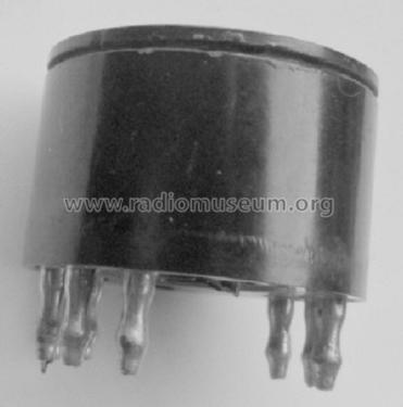Röhrenadapter, Tube Adapter, Adaptateur Lampes Zwischenfassung; Hilfsmaterial - (ID = 1798362) Radio part