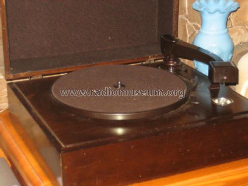Electric Gramophone 2100; His Master's Voice (ID = 1776054) Reg-Riprod