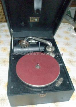 Gramophone 794; His Master's Voice (ID = 2061373) TalkingM