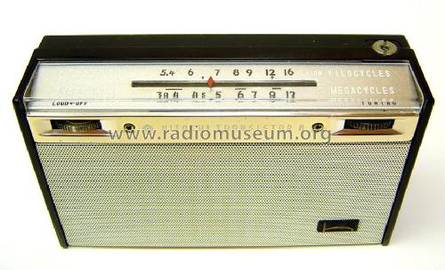 Kelly WH-822; Hitachi Ltd.; Tokyo (ID = 1405804) Radio